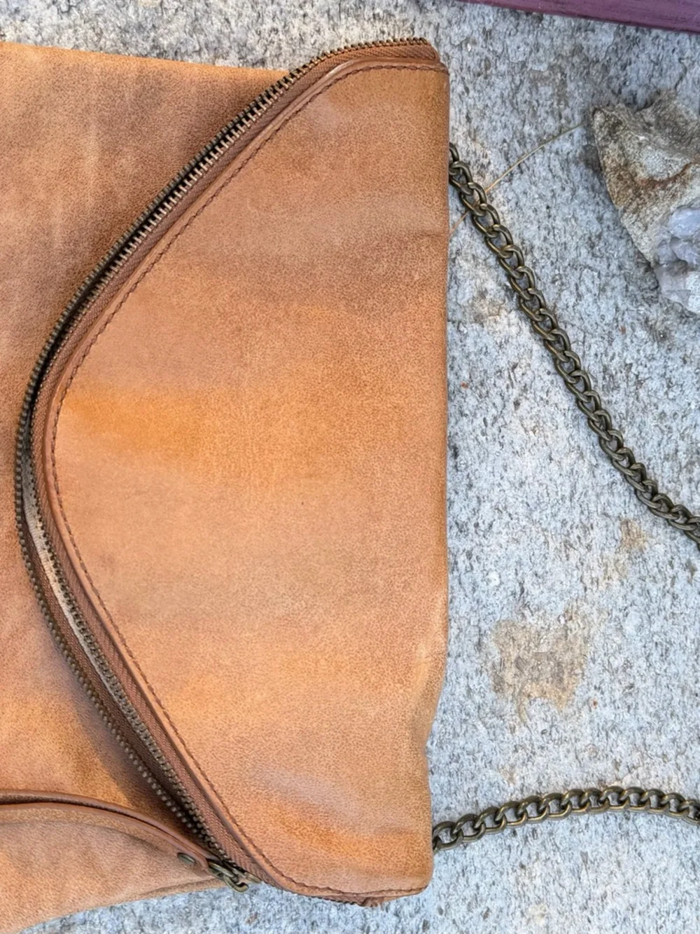 VERY VINTAGE J. Crew Tan Leather Envelope Clutch with Brass Chain
